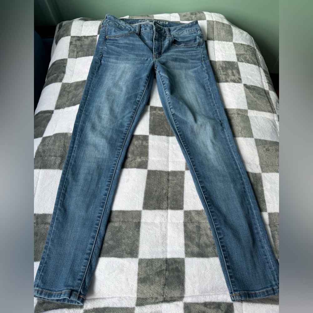 American Eagle Outfitters Light Blue Skinny Jeans